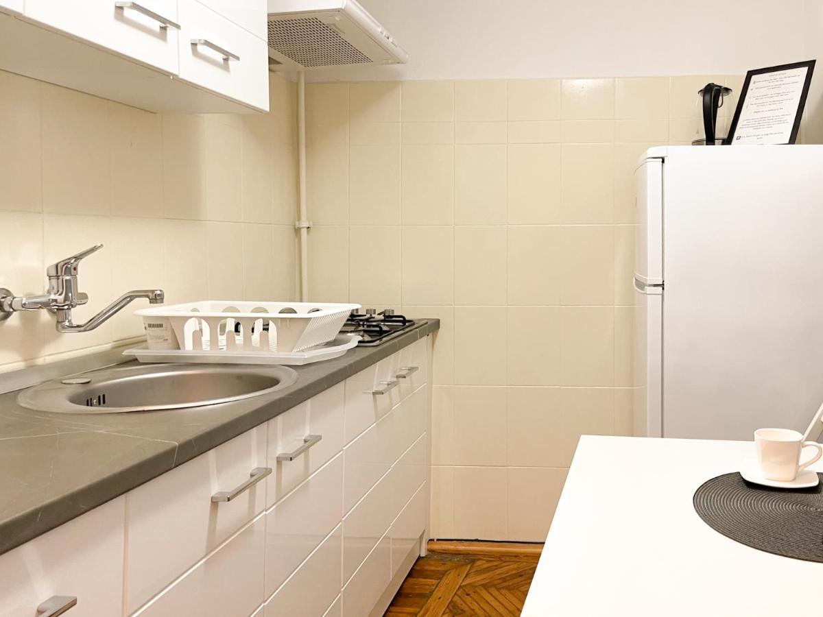 White Moon Apartment Braşov Exterior foto