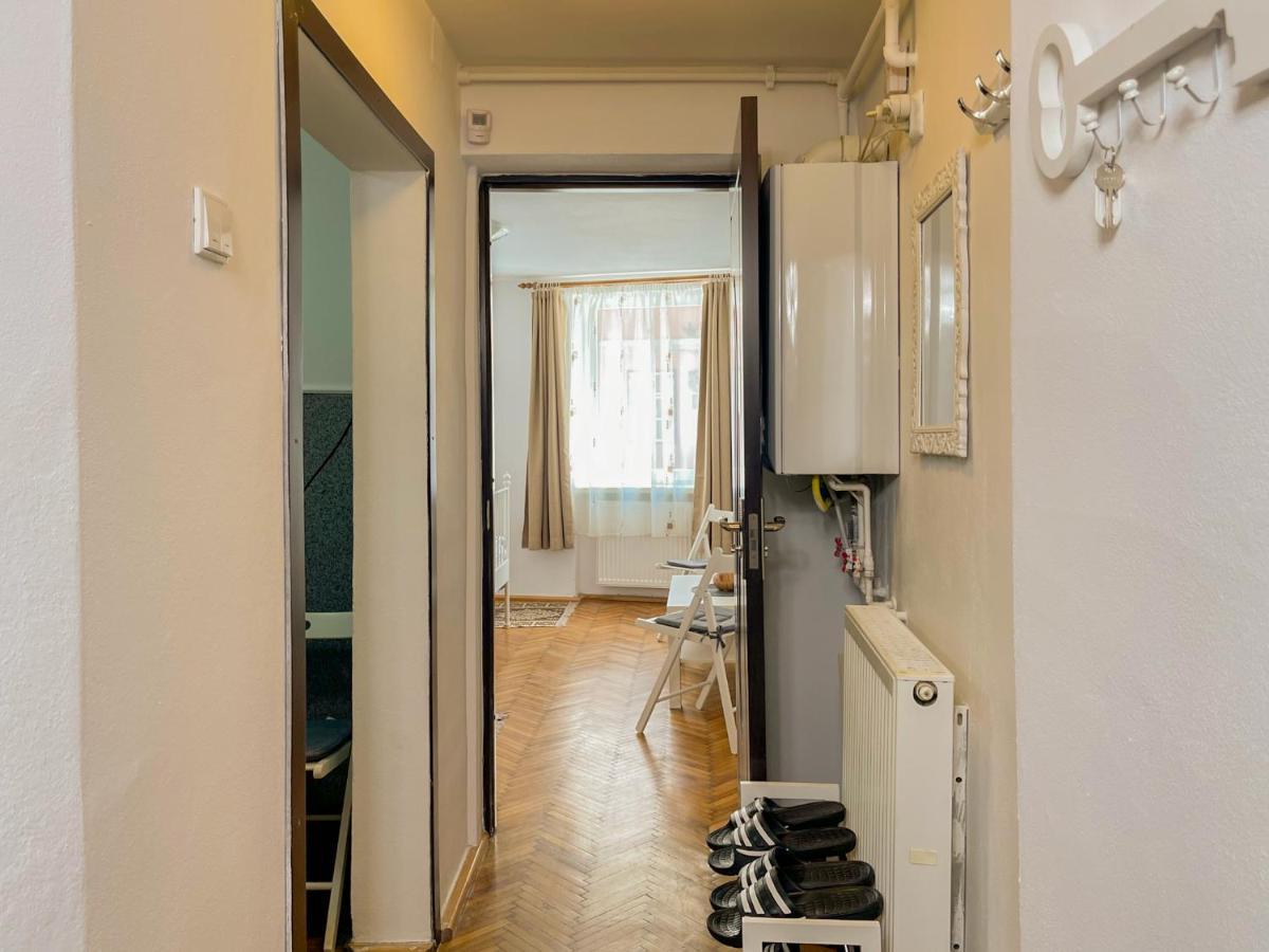 White Moon Apartment Braşov Exterior foto