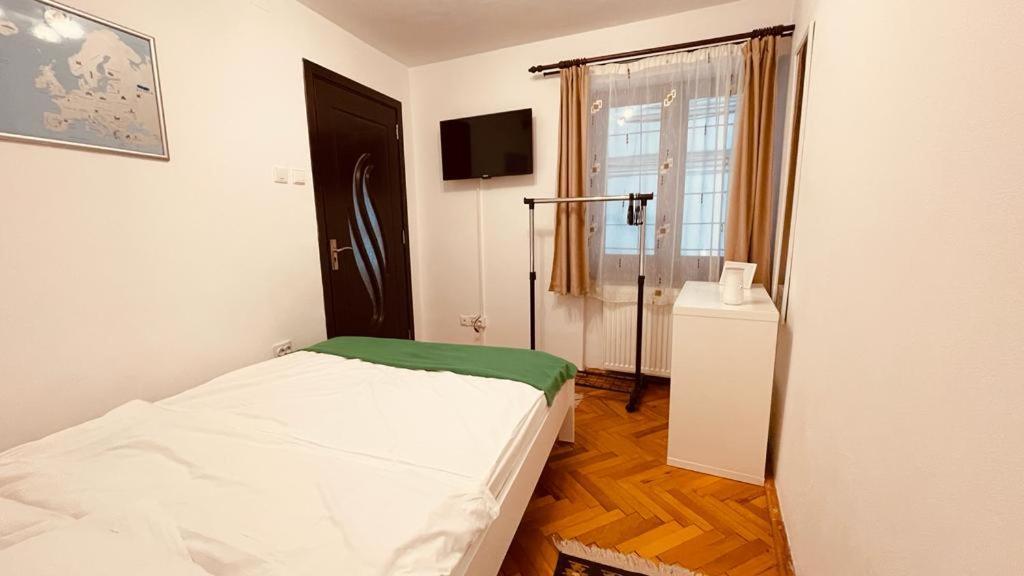 White Moon Apartment Braşov Exterior foto